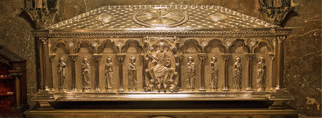 El Sepulcro del Apóstol de la Catedral de Santiago Meta de la Peregrinación Jacobea